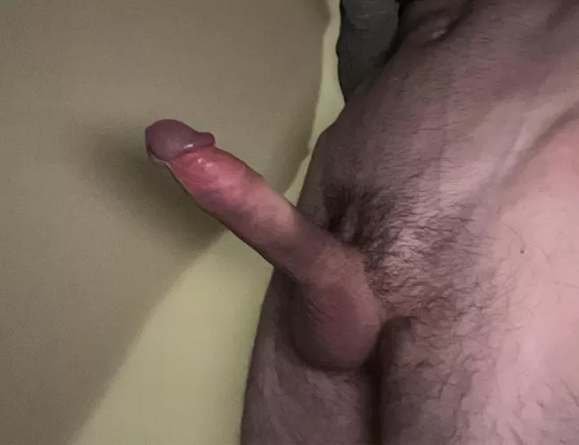 Get on your knees 🥵 by exclusivelystoned