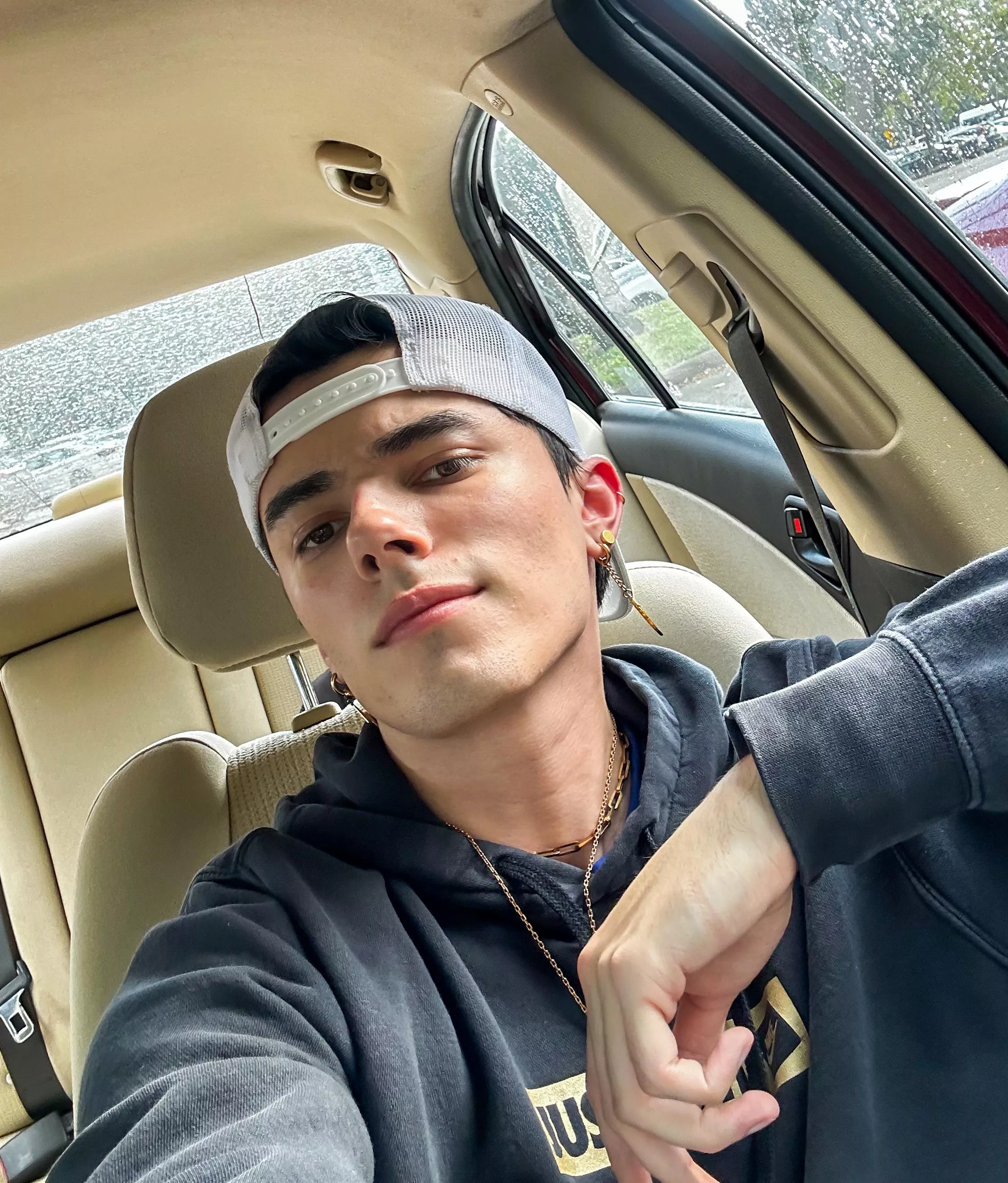 Hope everyone is having a good day 👌 posted by TattedStudent