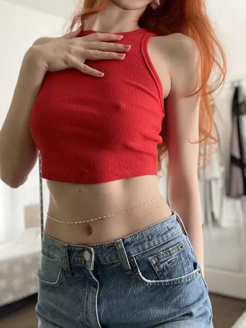 I bet one part of my pic made you look at least twice by long-legzzz