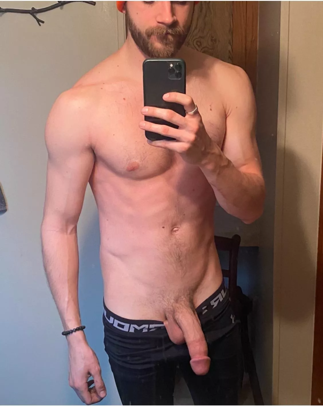 I’m always horny when I wake up, would you drain me first thing in the morning? posted by cps994