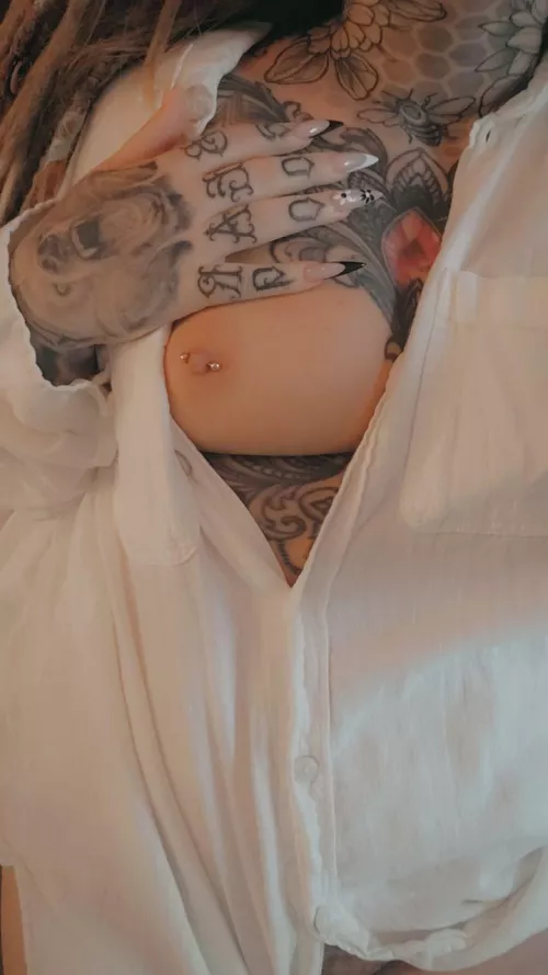 My Ghosty Can Barely Be Seen by misscheviblue