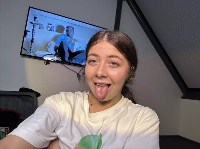 Quick pic before school by ConcertGlittering889