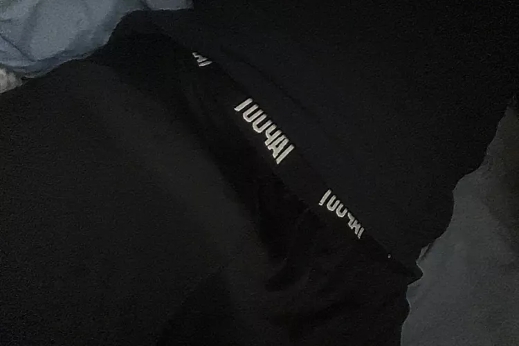 Take these off me pls  by Snxxxke