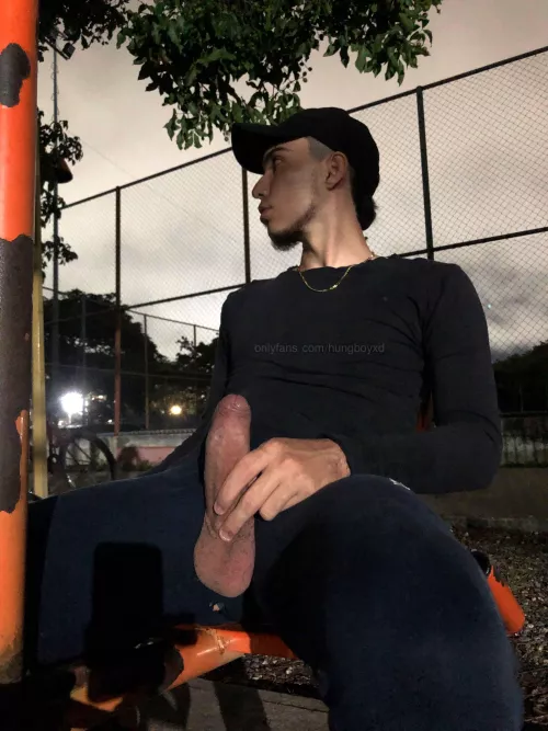 tales 0f an alpha boy seeking to seed some twink boy's hole. age [25s] by hungboyxd