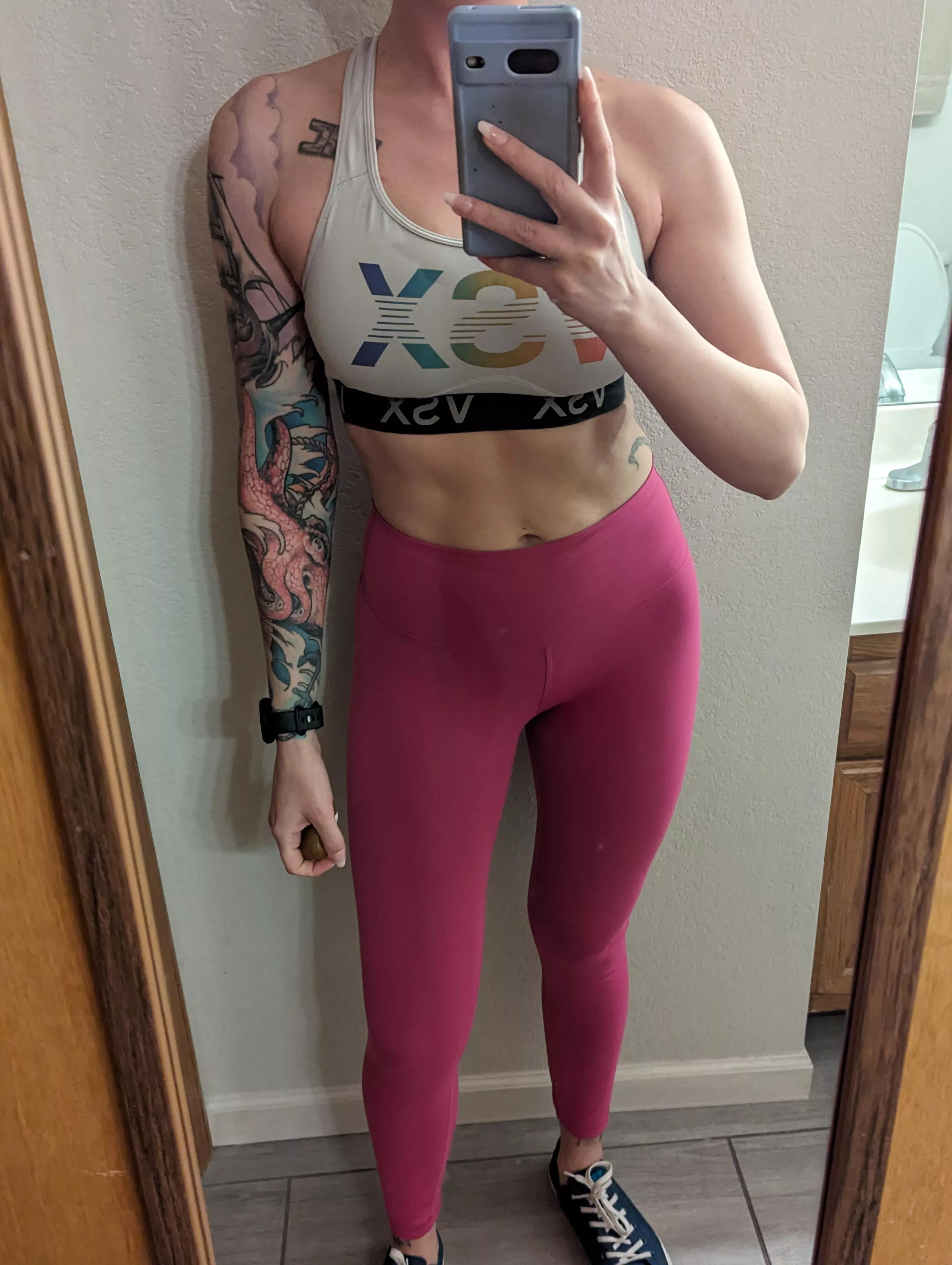 Trying to grow my quads, any tips that aren't squats? posted by racymacy1