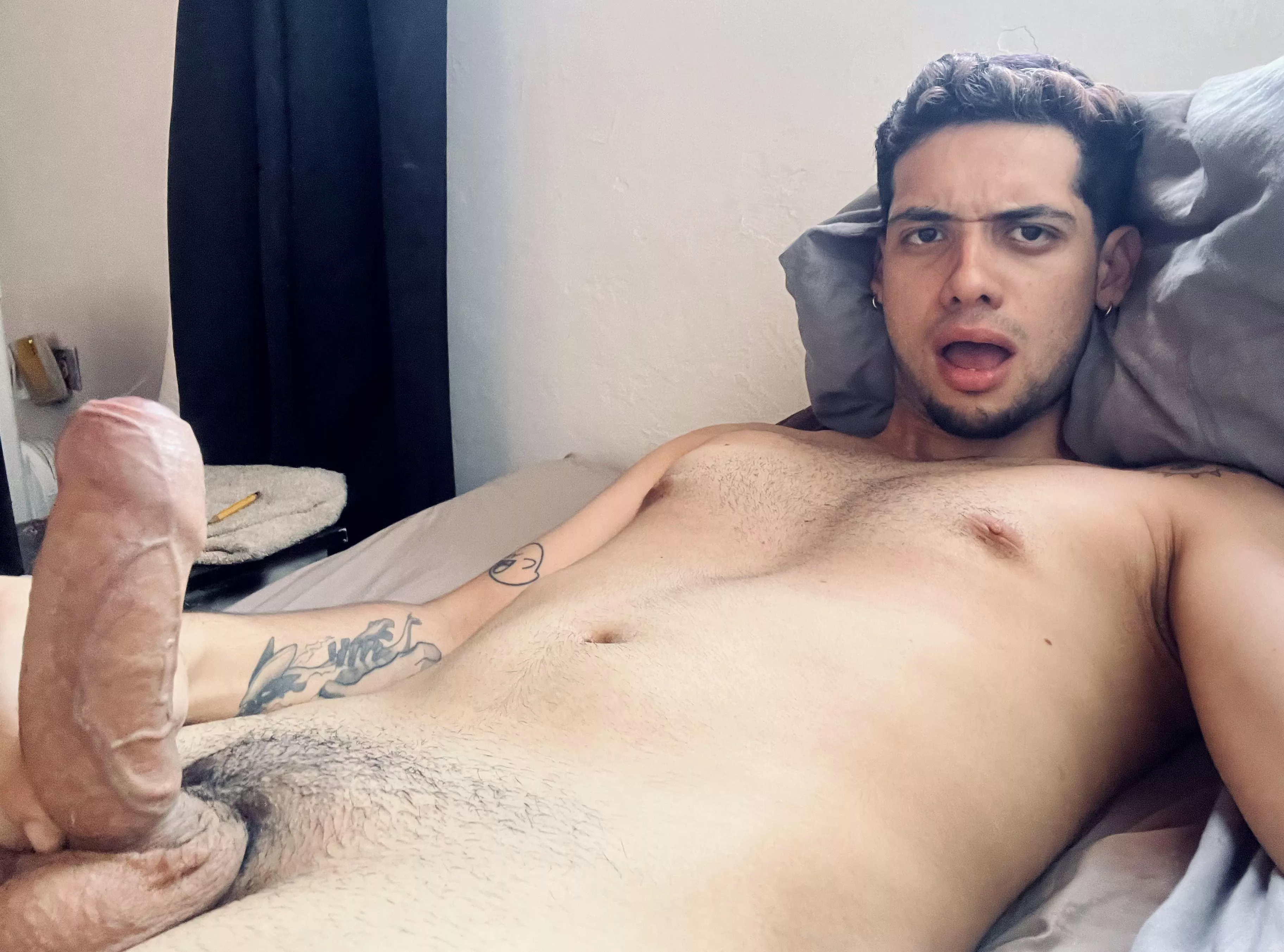 veiny, thick and uncut 🤤 posted by johnthetarzan