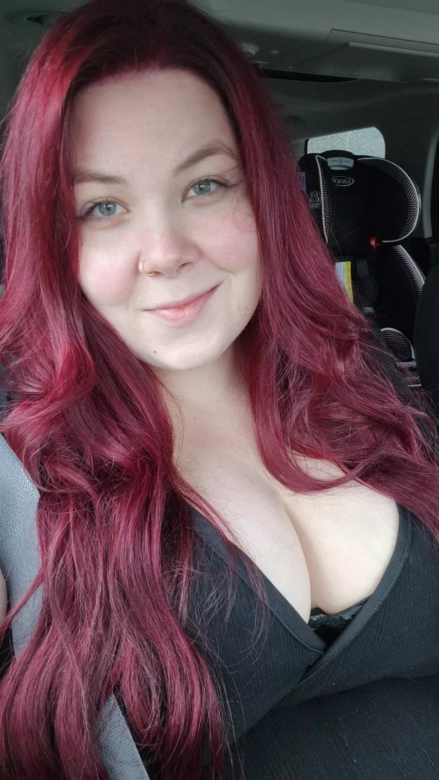 Weekend Adventures🌞 posted by CrimsonCurves9