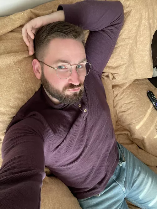 Who needs cuddles? (I do.) by SpikeTac2233