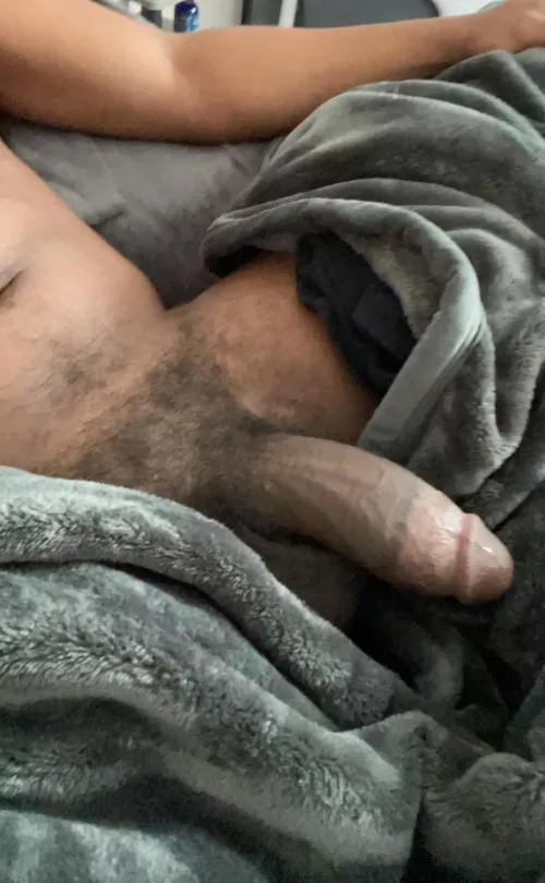 Who’s gonna give me a hand? by barrrs10