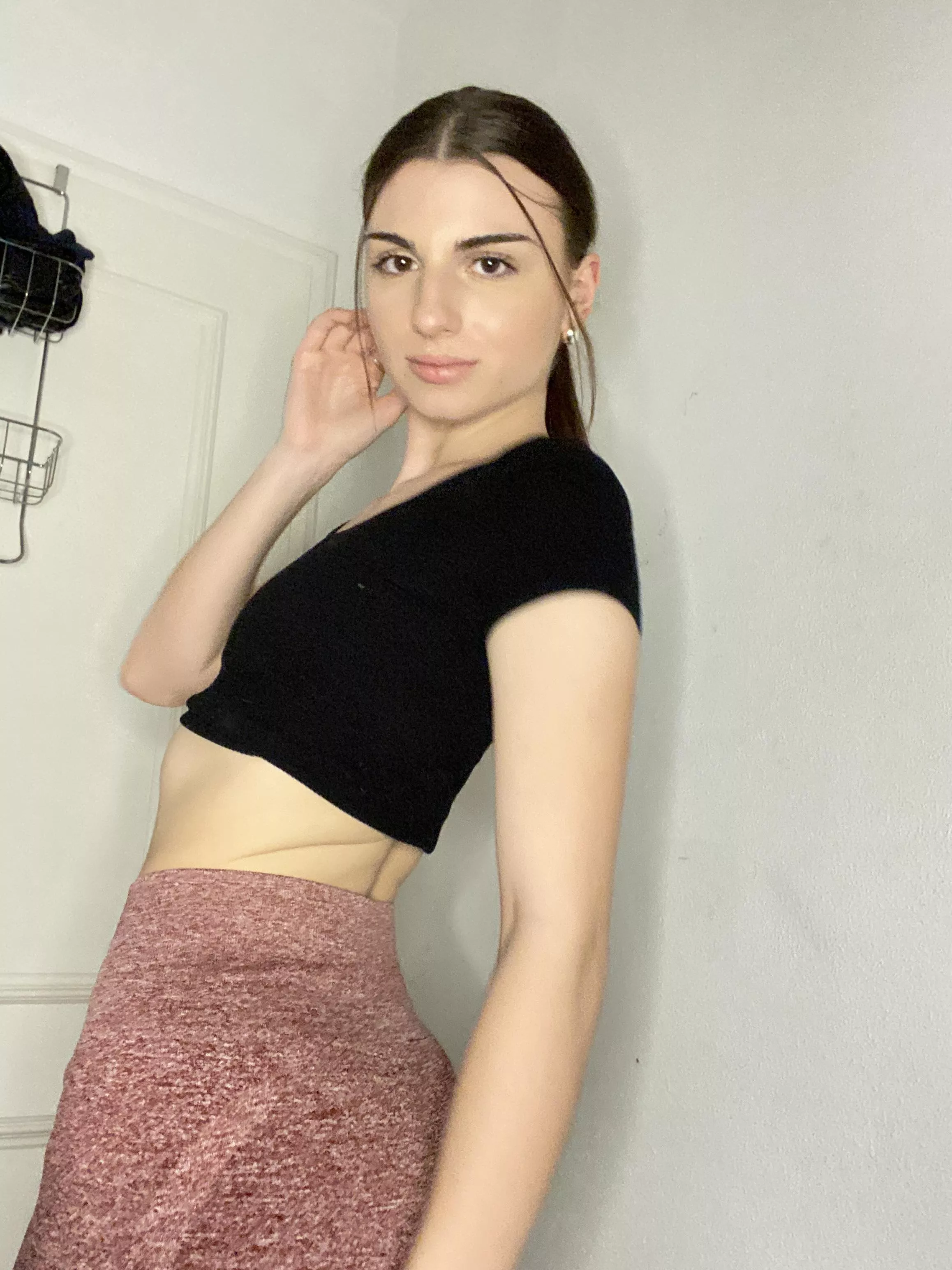 working out this peach (F) posted by No-Mission-4782