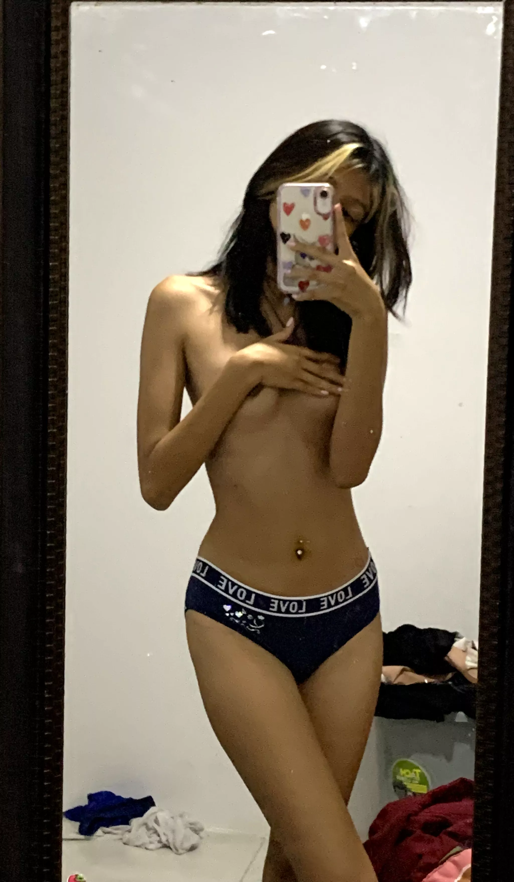 18 and ready for an older man posted by Valeriavvvv