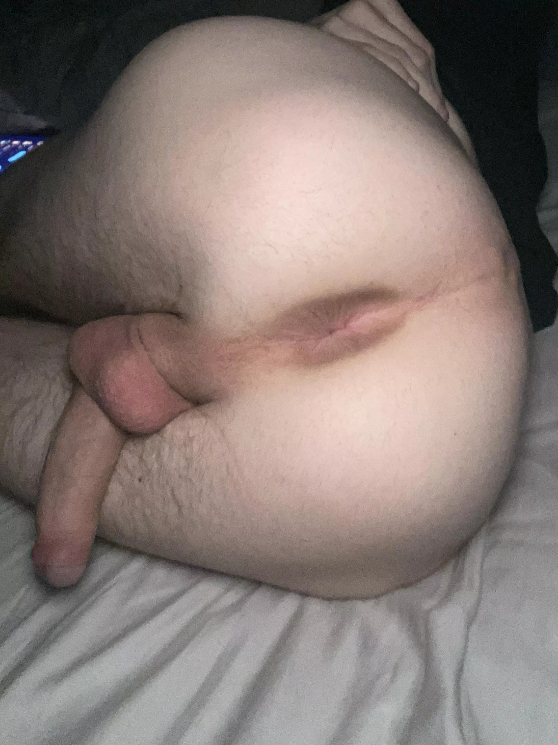 20 submissive kinky. I’m looking for fit verbal Doms to use me on Snapchat Video call!! (18-30 only!) add me n1sydney posted by Routine-Addendum-649