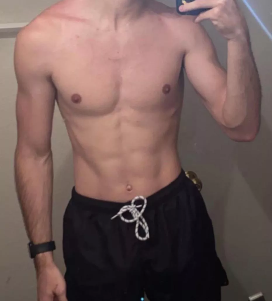 22 army dude lf masc muscle bros.  Send a pic @jj185720 posted by MainSerious4614