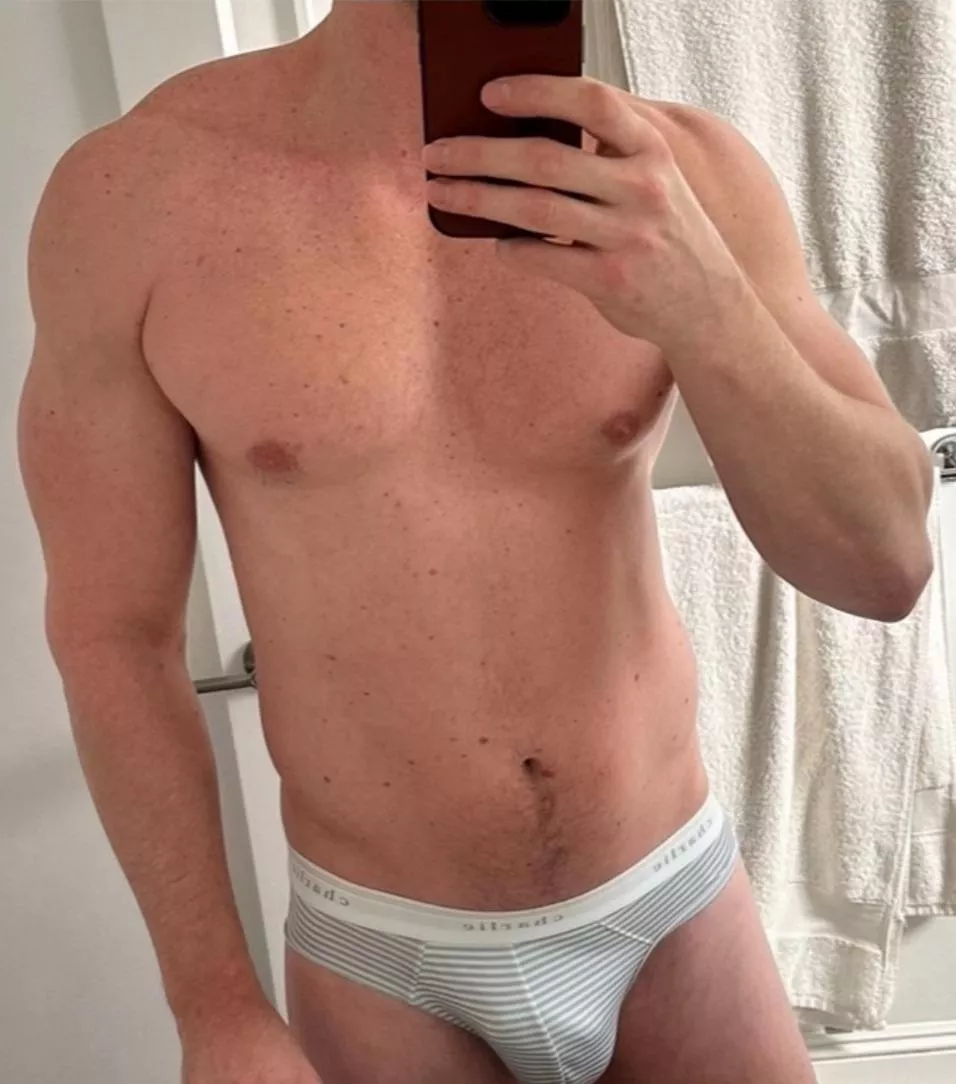 35. Fit+, Face+, Live+, US+. Dm for snap. (20-40) posted by JBK222