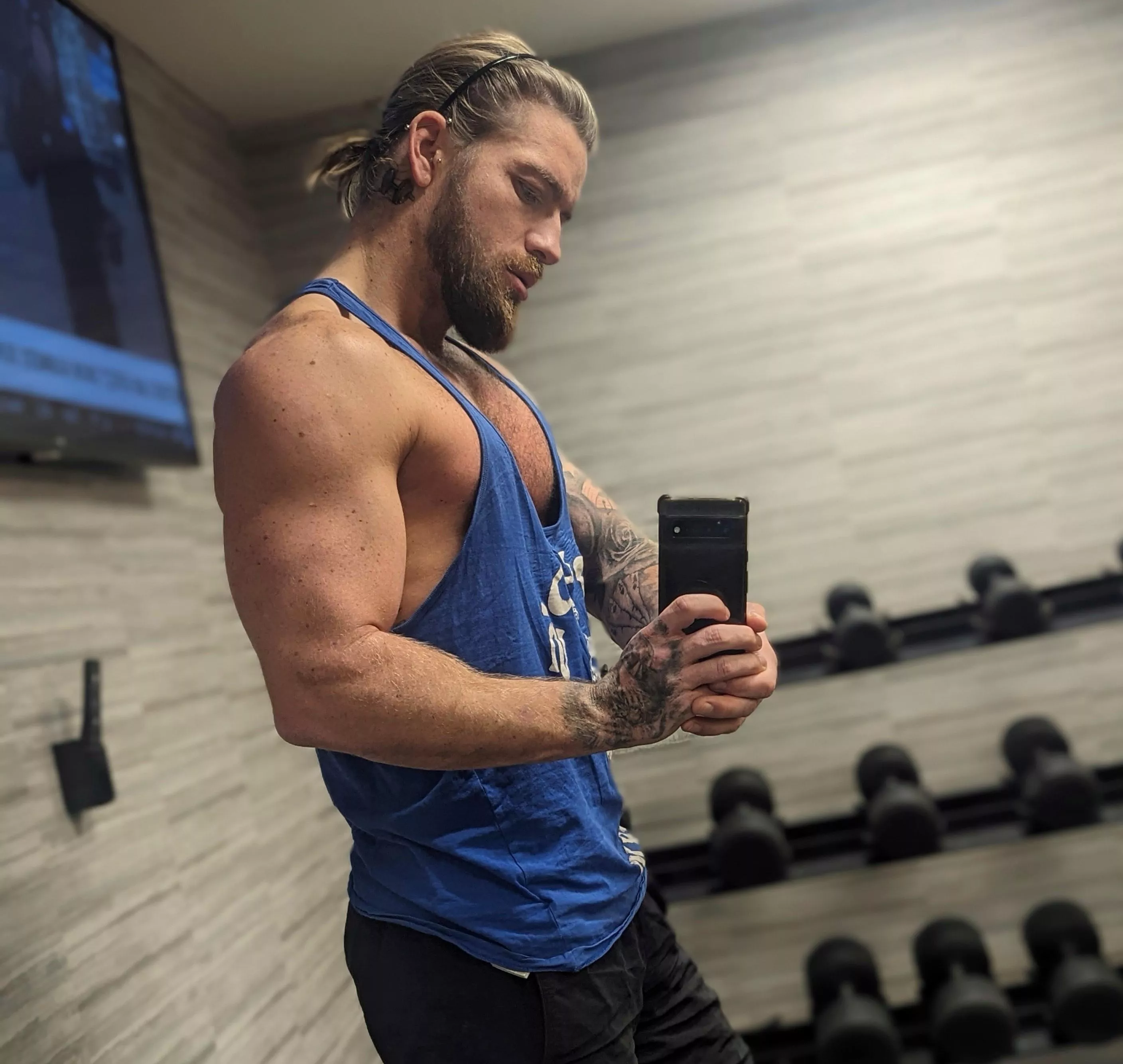 All natural... Everything ;)  posted by pg_flex