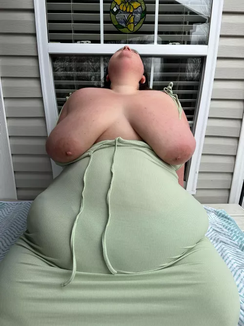 anybody wanna suck on my mommy milkers? by fatlilvamp