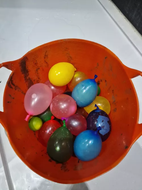 Balloon Jeans Filling -23 F by PantsFillingGirl