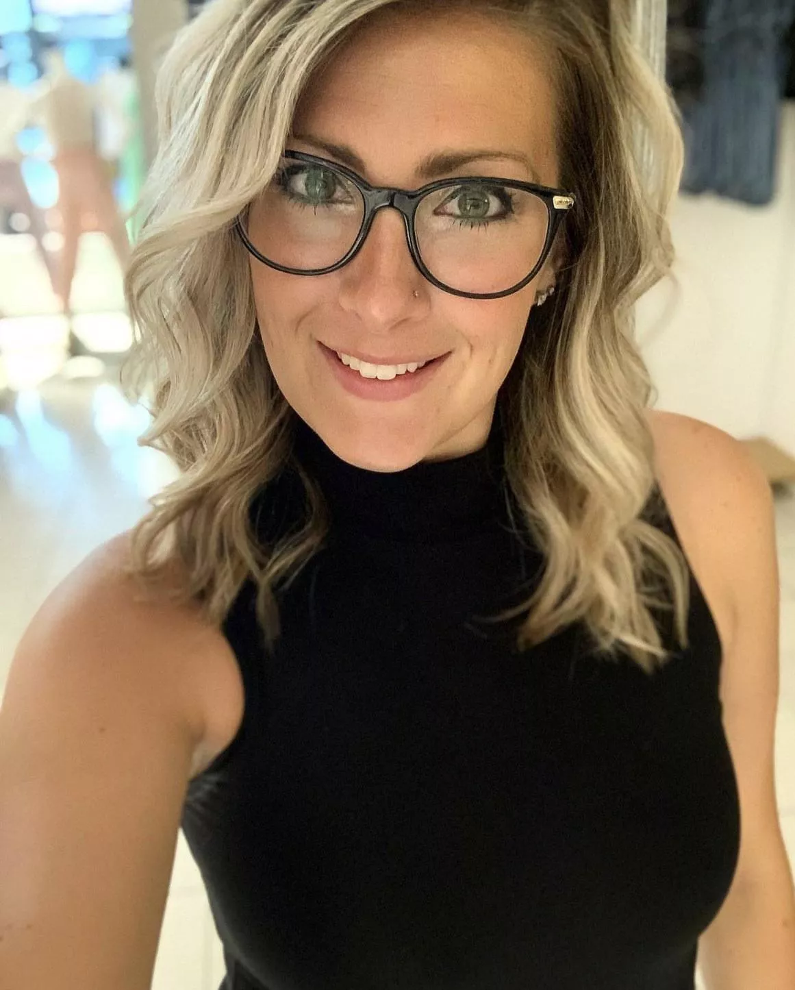 Be honest with me ❤️ IUTR posted by AverageiGuess76