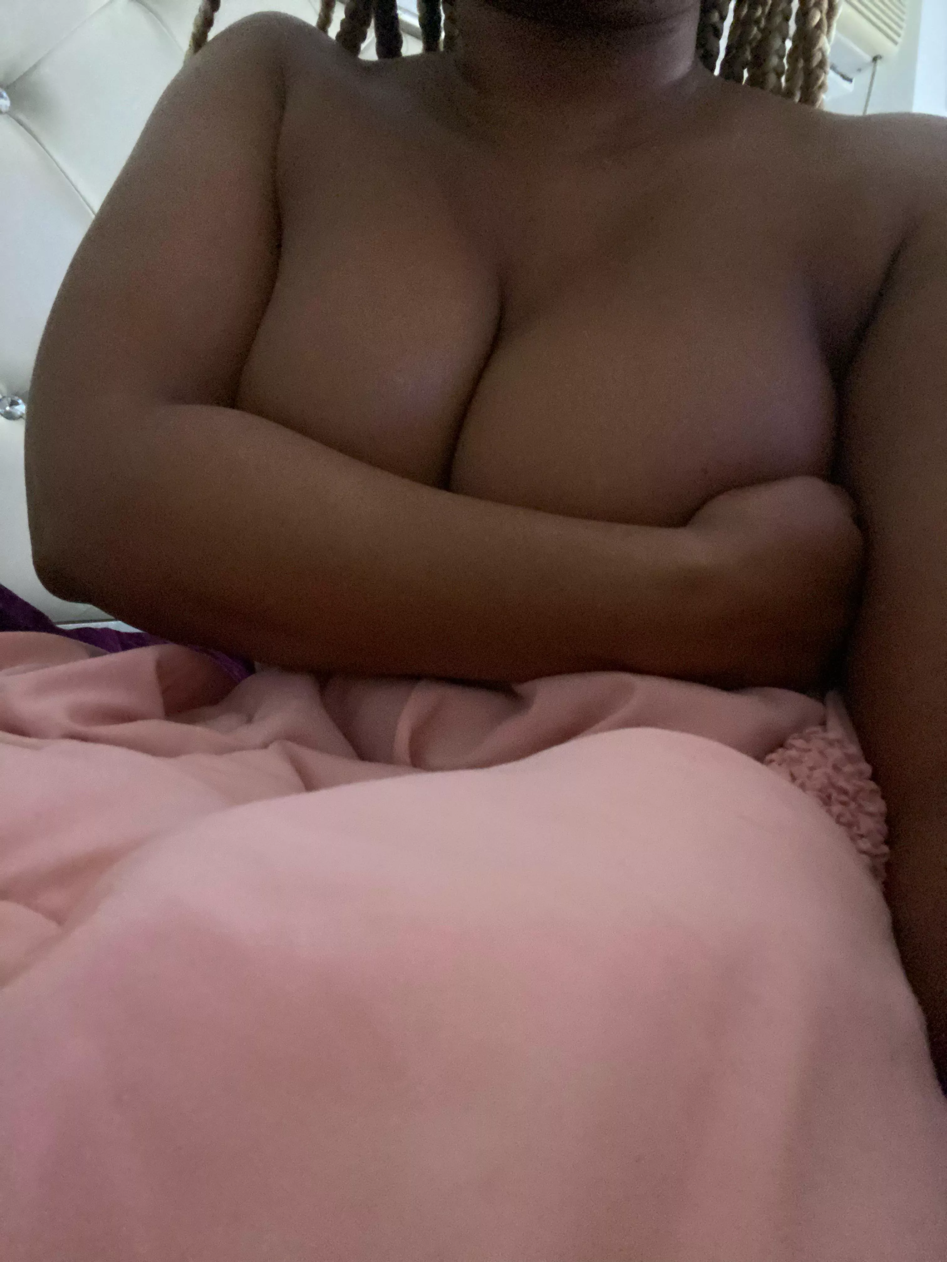 Cleavage for your azz  posted by Dayna6380-