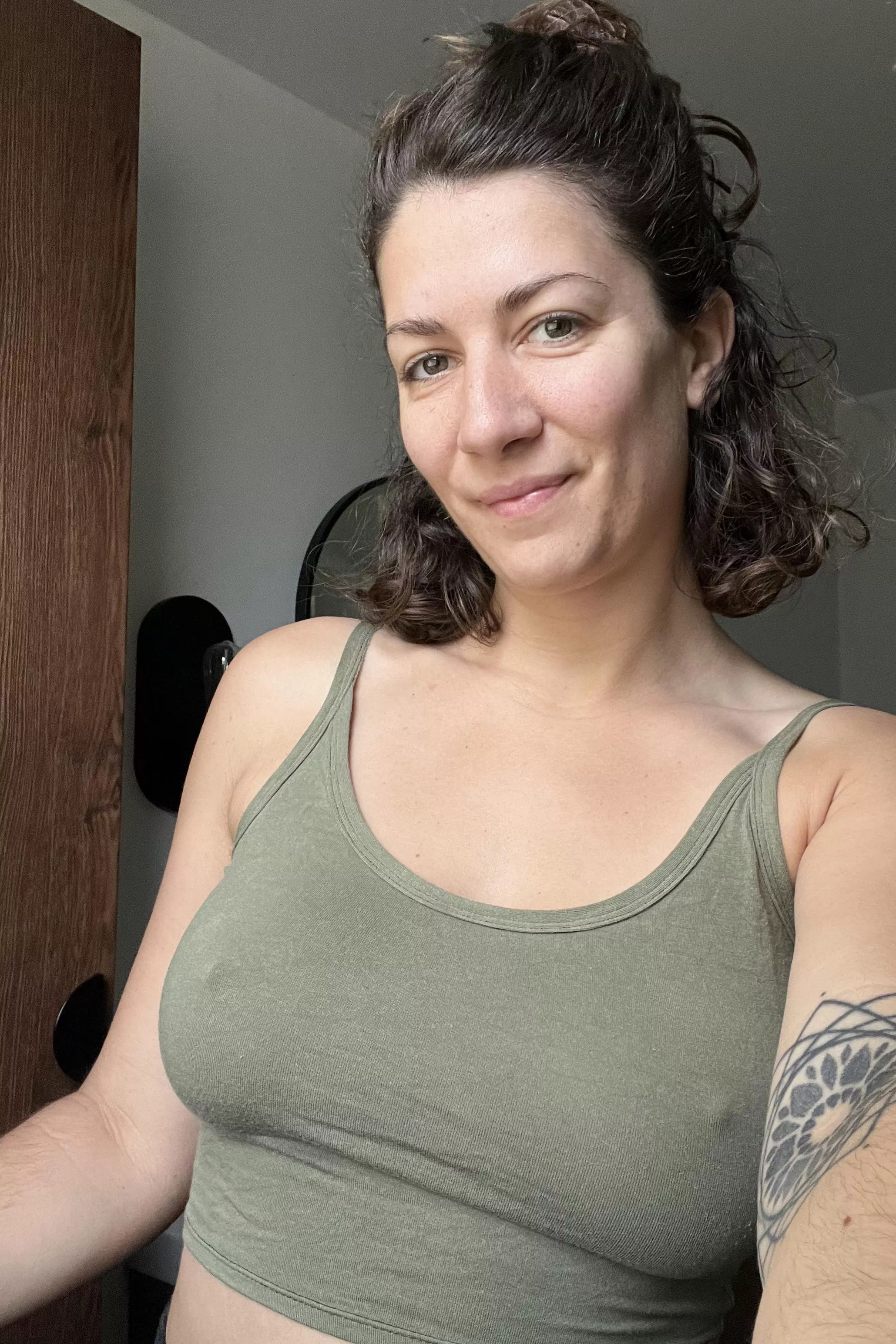 Feeling extra perky today 😌 posted by maplesyrup_girl