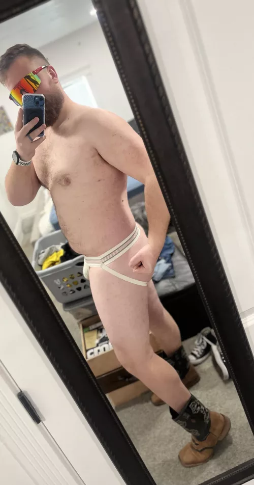 Feeling good ! by ExoticApricot2615