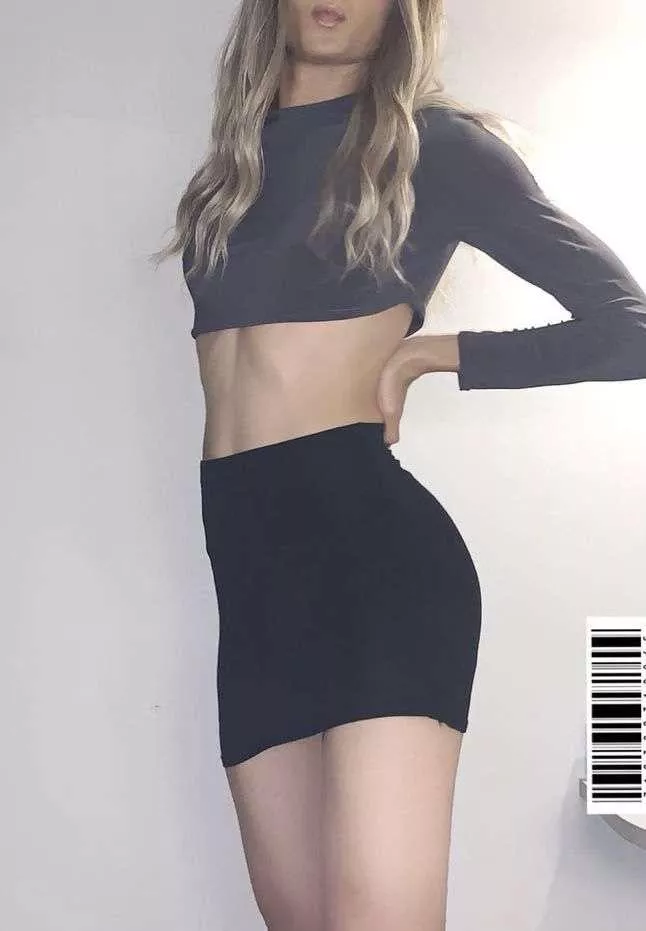 felt pretty 🥺 posted by thatasianprincessx