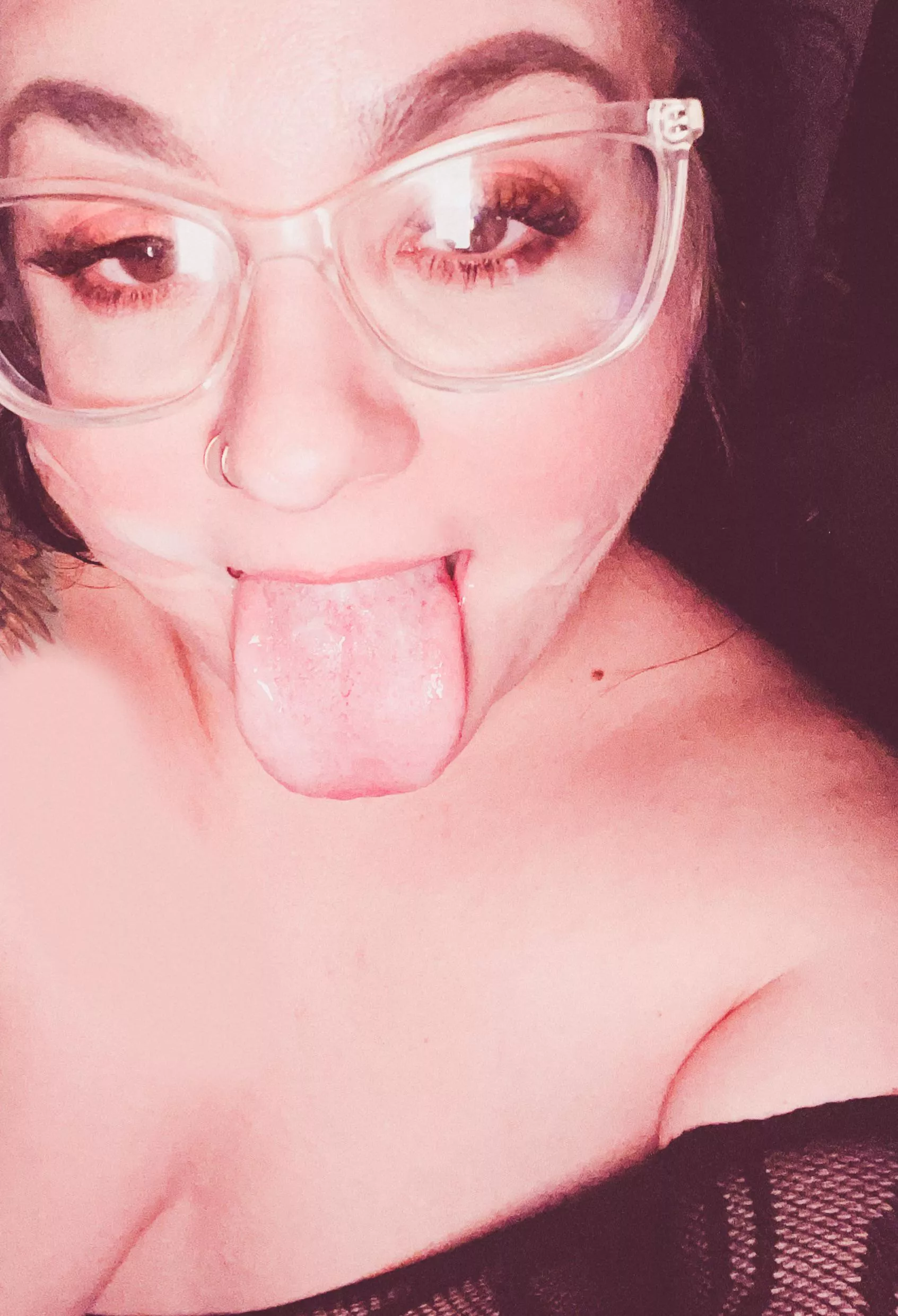 Glaze me like a doughnut  posted by thegoodestgirl89