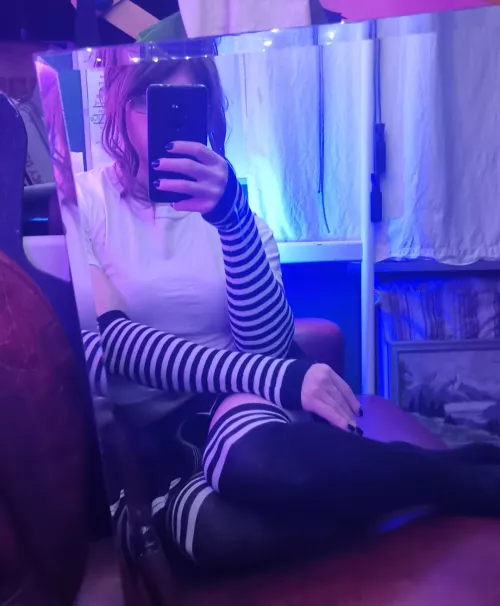 Hiya :3 by doors-kept-shut