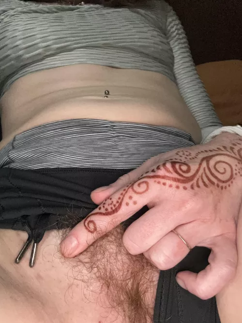 I’m a lot to maintain. Think you can keep up? by redhotpearlx