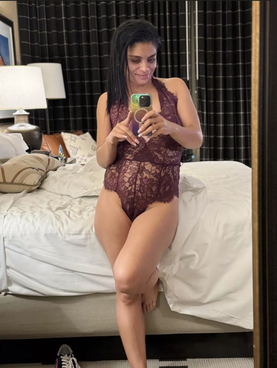 Non-nude but just wanted to say hi in this hot outfit ☺️ posted by emmvixen