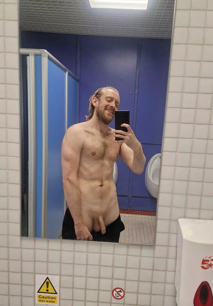 Public toilet selfie 🤳🏻🤪  posted by Next-doorNudists