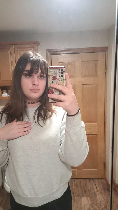 staying warm today by AloeFroggy8