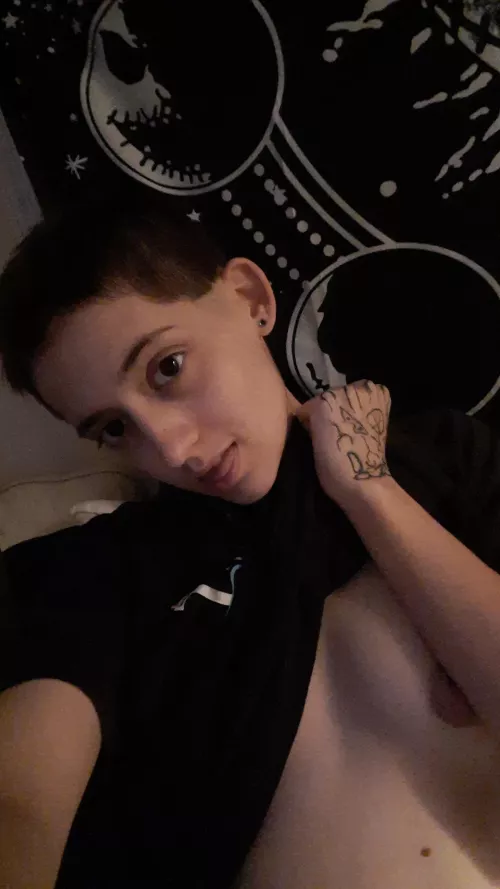 Think i should keep it?🧡🩷 by TinyKitwon