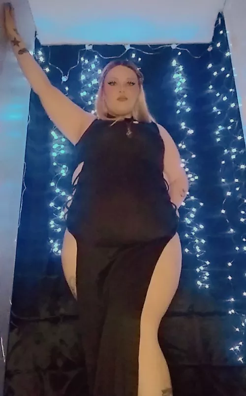 This dress makes me feel some type ofway by Amethystrayne_22