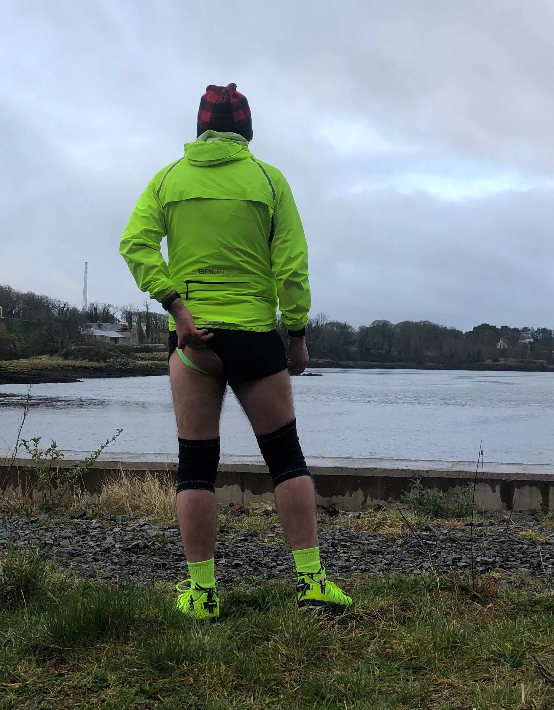 Wet & windy 🌬️ posted by Comfortable_Pool_189