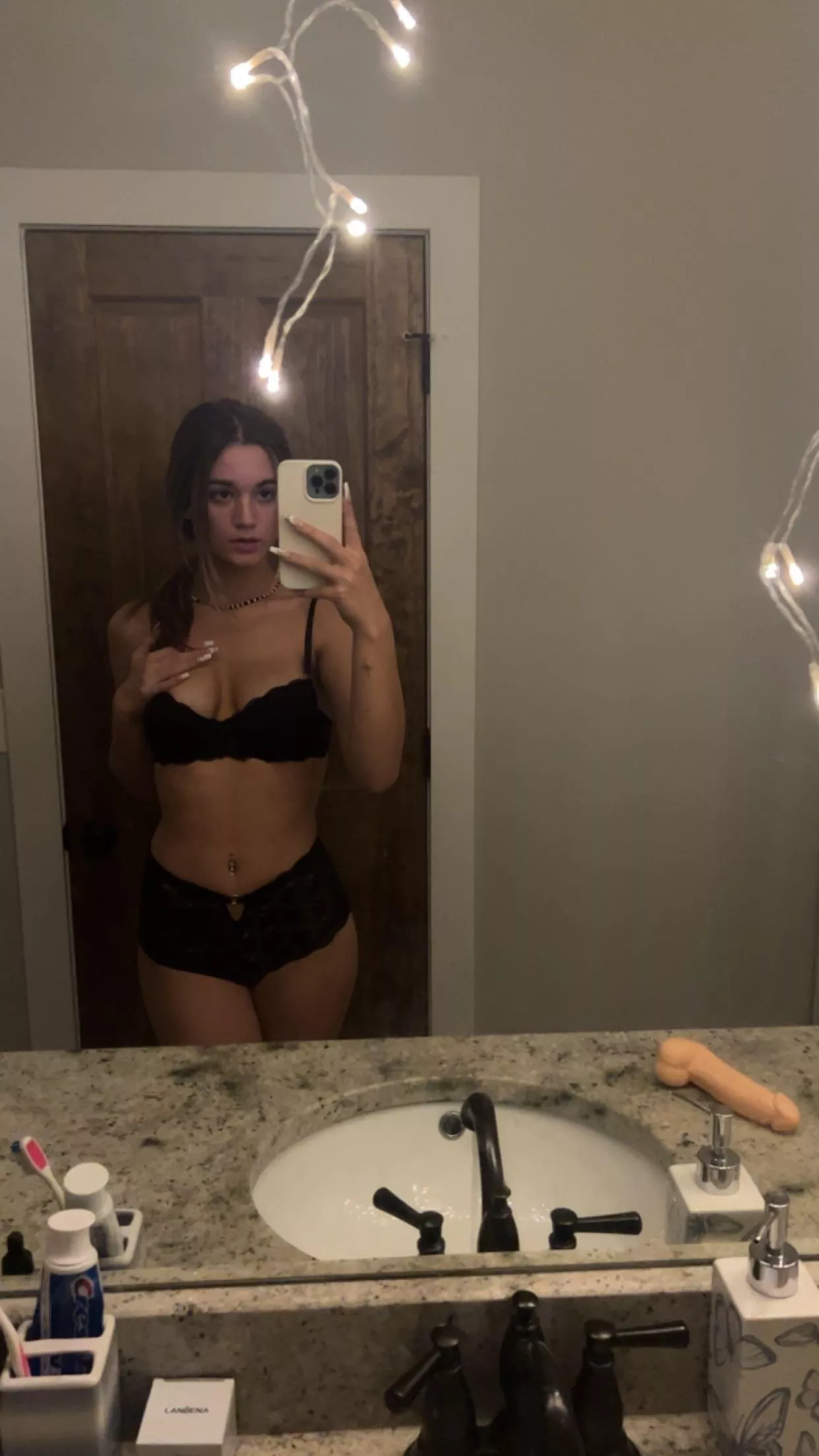 What's the first thing you noticed about me? posted by ProPinga