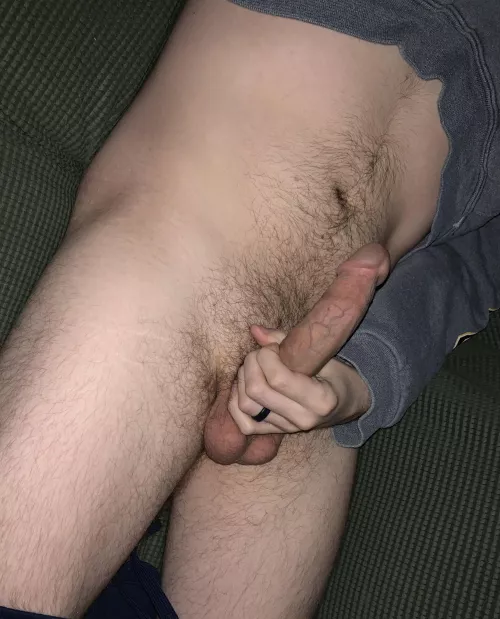 Would you let a married dad fill you? by kinkylurking