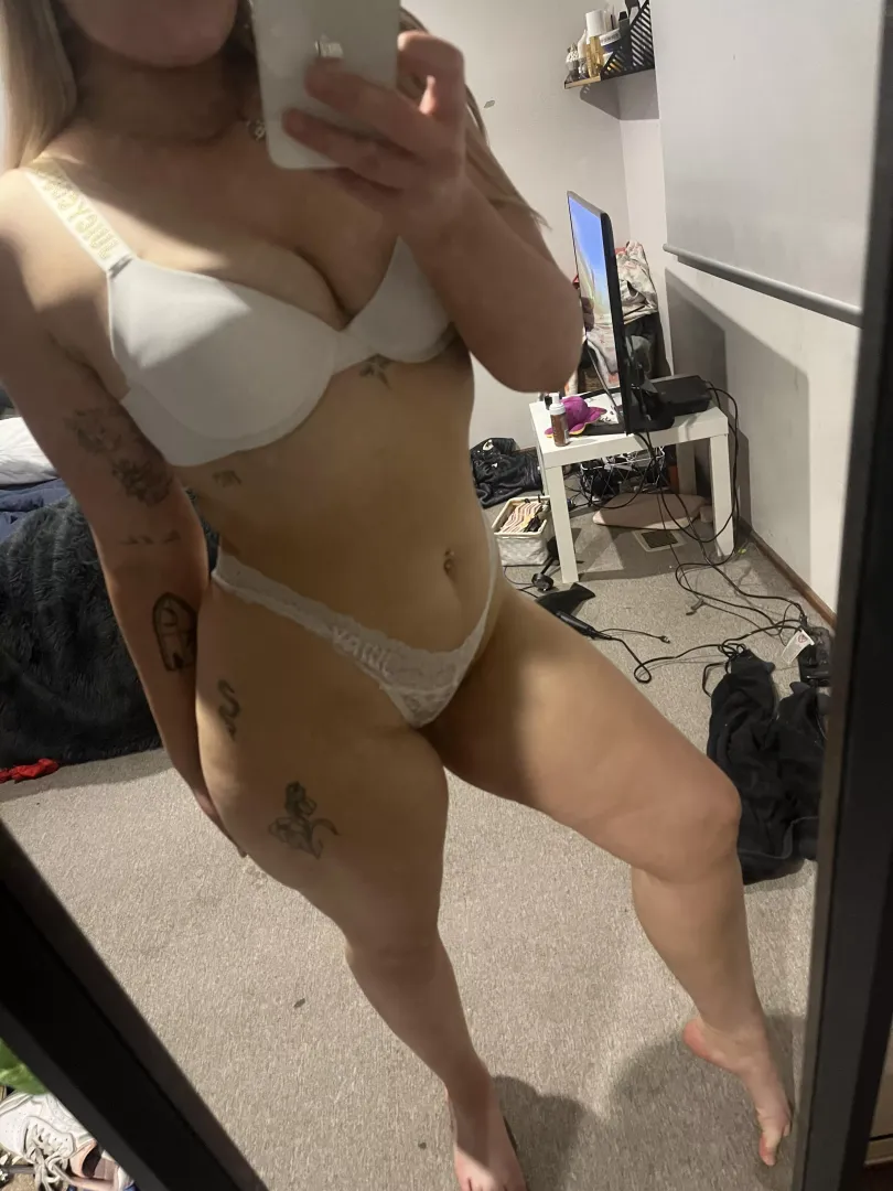 Would you rush home and fuck me if I sent you this pic?  posted by Willing_Speaker_8463