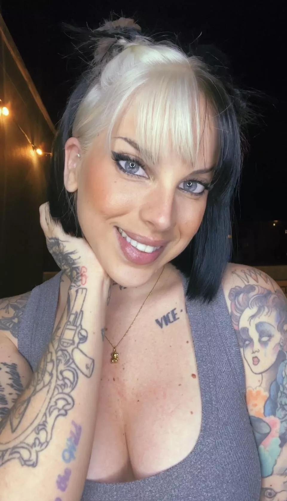 Big smile for you today posted by ottaviia