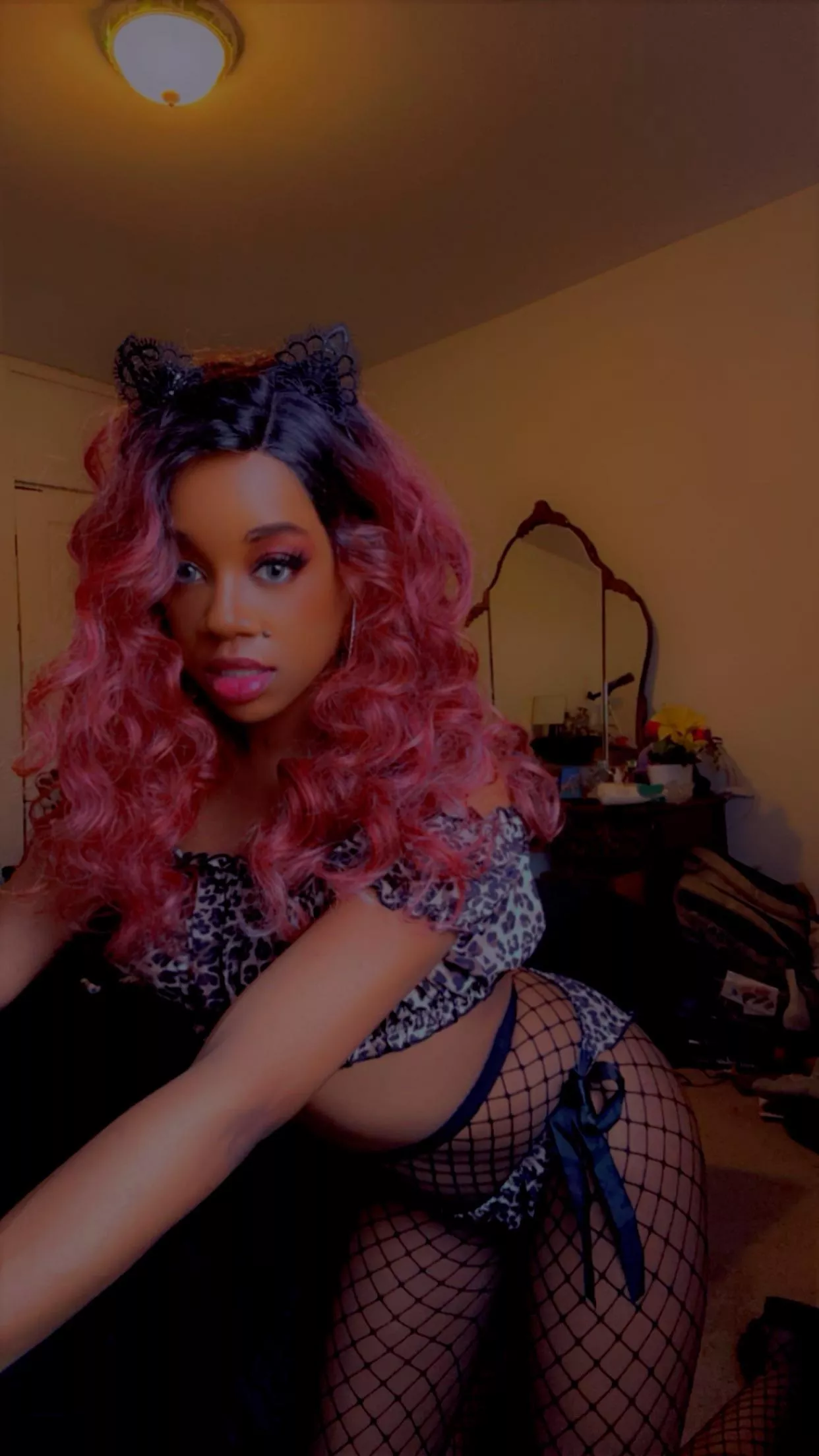 Can you make my kitty purrr ?  posted by Ebony_Lilies