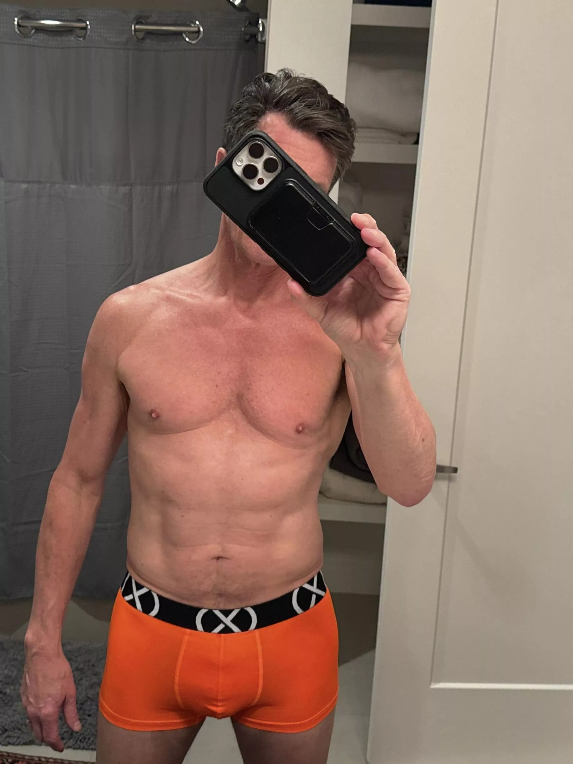 Dallas (Uptown neighborhood) Daddy - Go Illini! posted by Wonderful-Run-1408