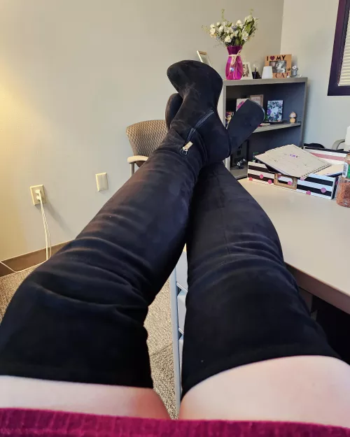 Happy Hump Day ✨️ by HeeL0ver