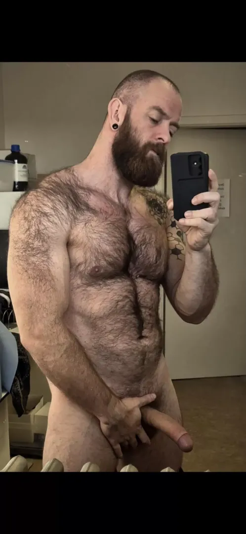 Horny. Enough said 🐻  posted by Jopsa0491