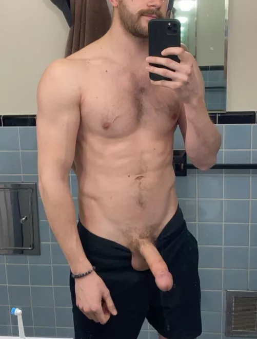 How about you come over today for a lunchtime quicky? Or would you rather we take our time by cps994