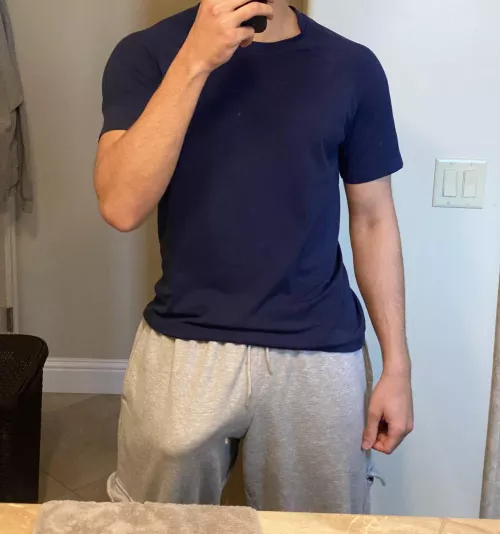 I wonder why everyone’s gaze lowered as I passed them by thathungdude99