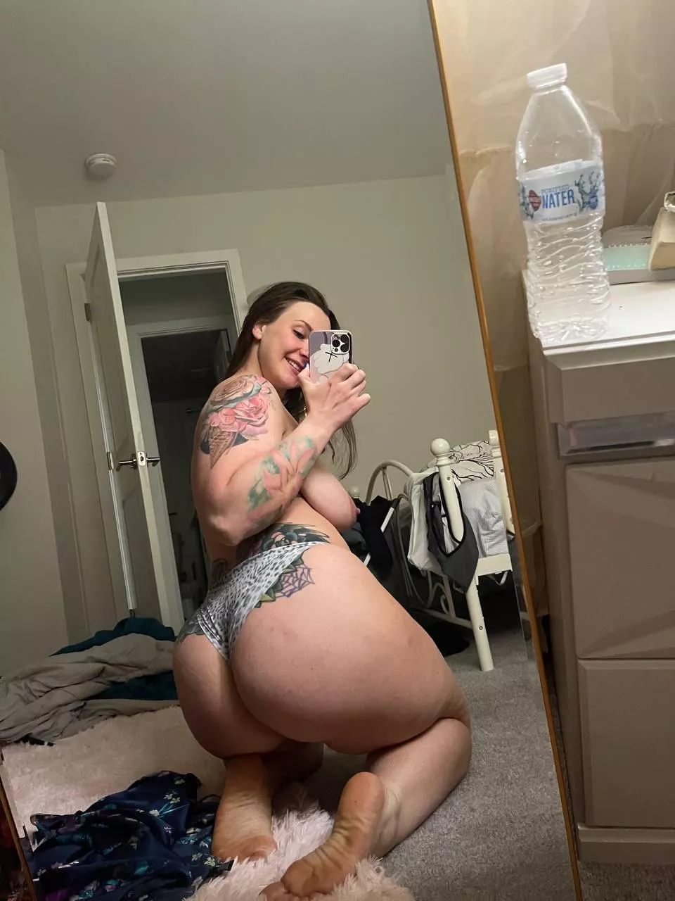 I'll hide in your room and when everyone leaves we can have some fun posted by Sexyrussiancherry