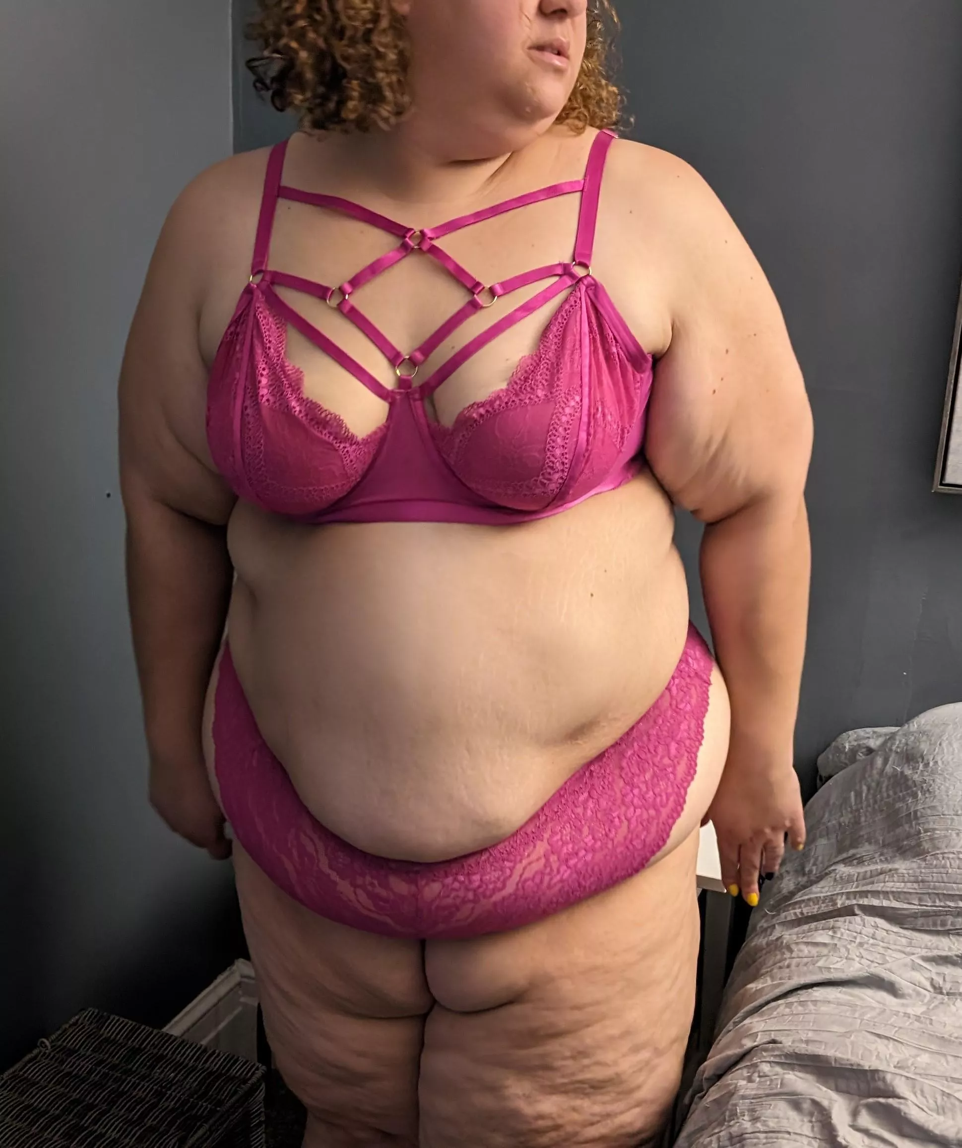 I'm looking for a daddy... posted by SwitchNGiggles