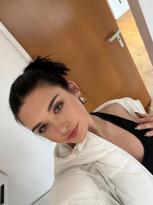 IUTR by tthatonegirll