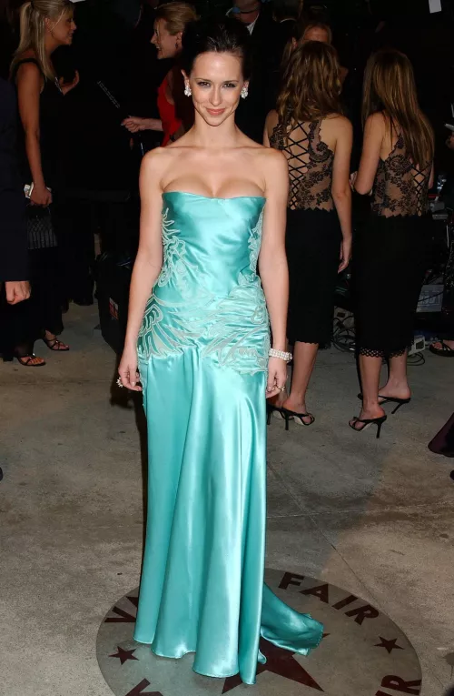 Jennifer Love Hewitt by Ree-Ko