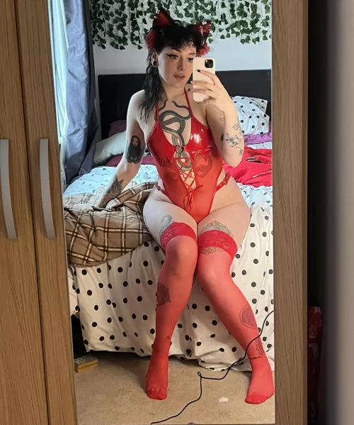 Make me purr :3 ? by bznnii